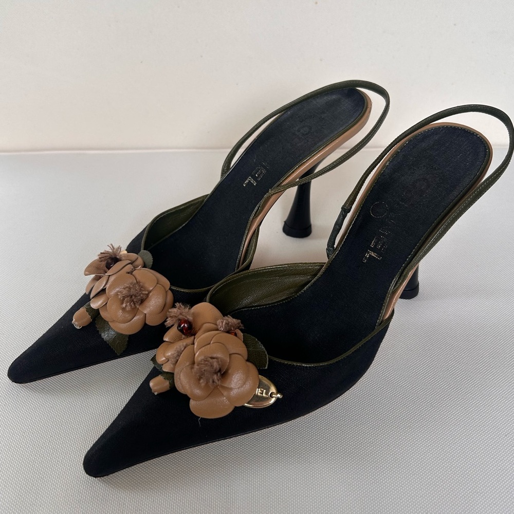 Vintage CHANEL Camellia Slingback Heels  Black Linen Tan Olive Leather Flower - Picture 13 of 15